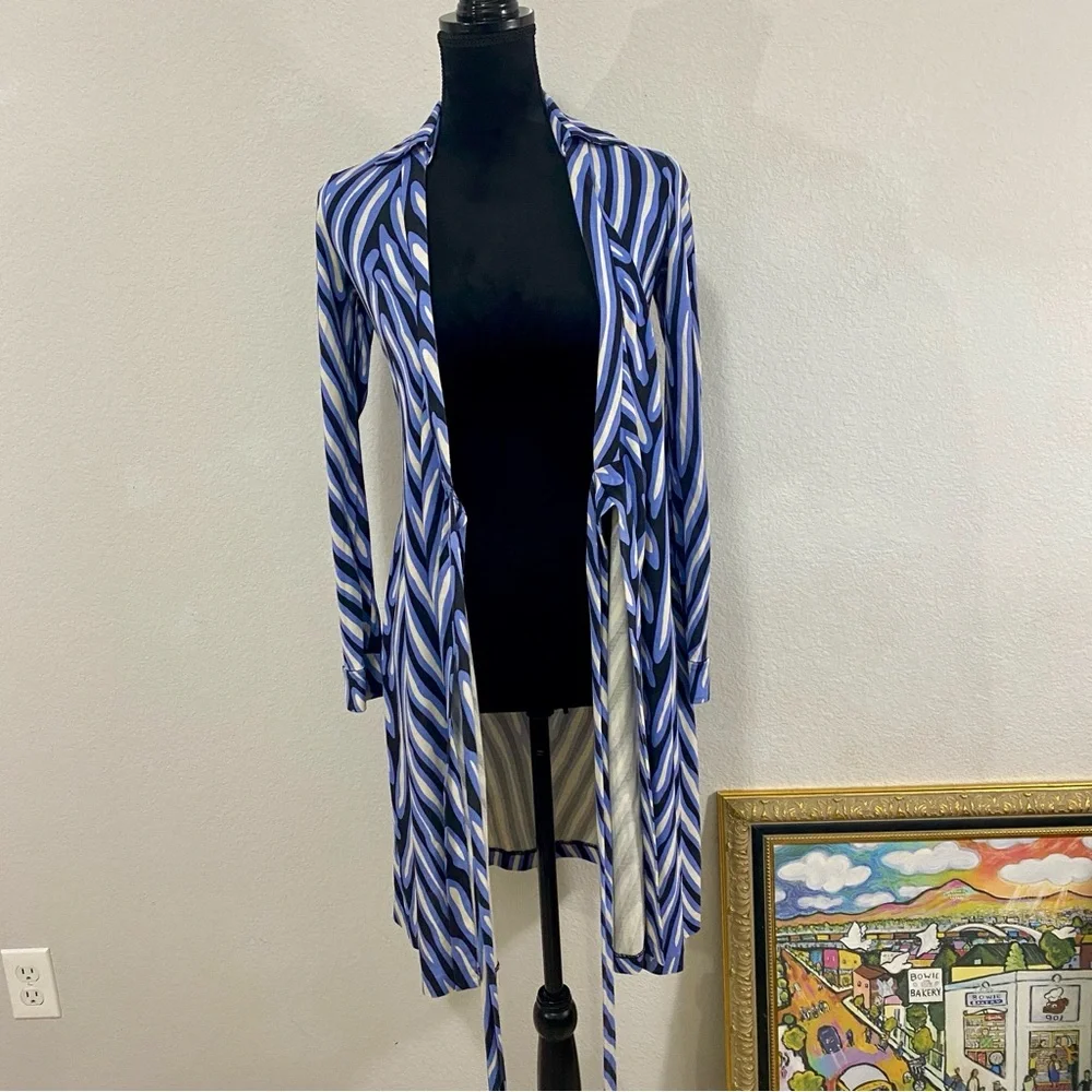 Diane Von Furstenberg elegant wrap